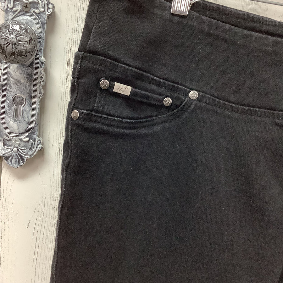 DG2 Size XL Curvy Slacks & Pants