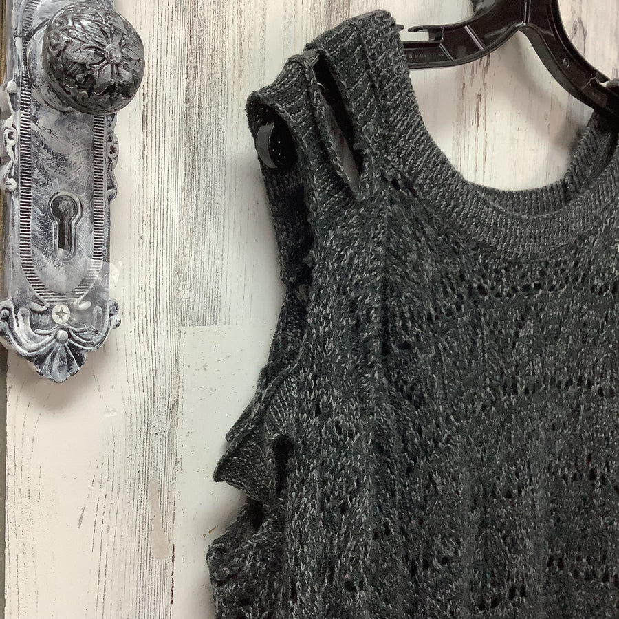 Torrid Size 00 Medium/Large Knit Cage Shoulder Pullover