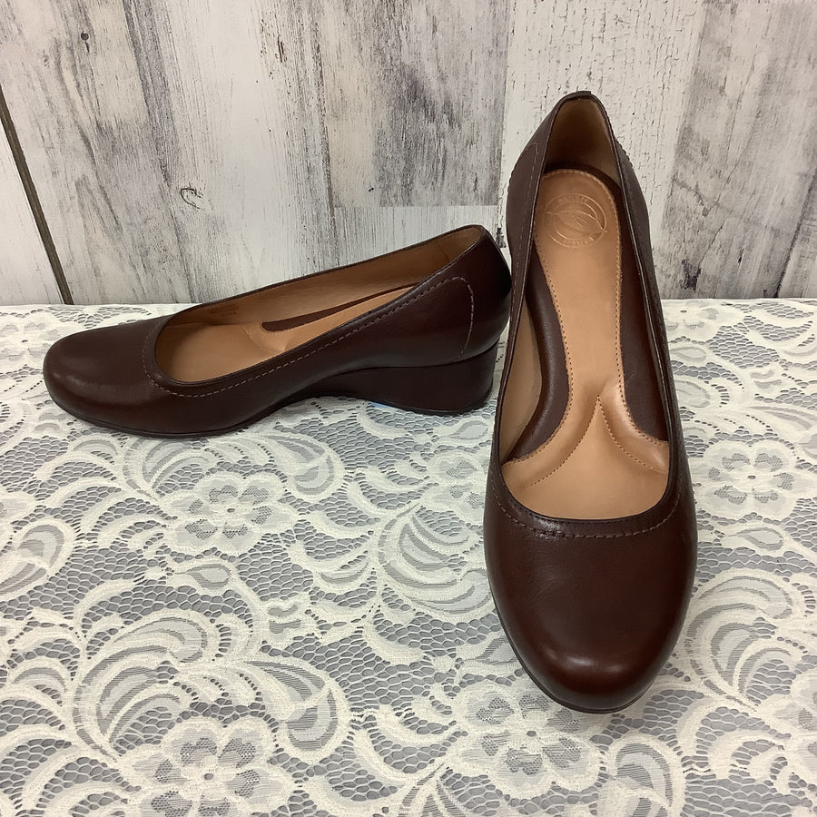 Nurture Size 9.5 M Wedges