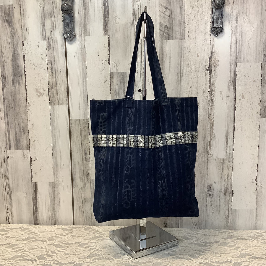Lucky Brand Size Lg Totes